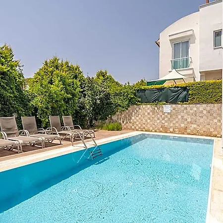 Hotel Adavillas 5*